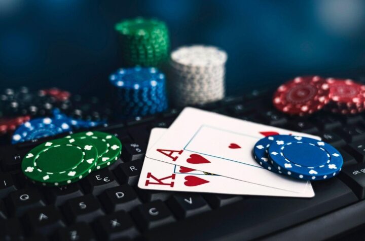 online casinos addiction, online casino drift reasons, gambling addiction online, casino gambling risks, online gambling dangers, sportsbook addiction, internet casino dependency, online betting overuse, casino gaming behavioral risks, online gambling escalation